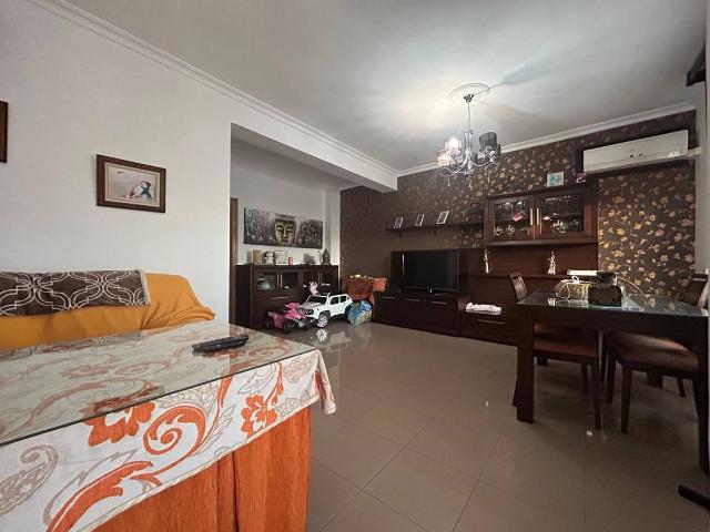 Piso en venta en Villanueva De La Serena, Extremadura