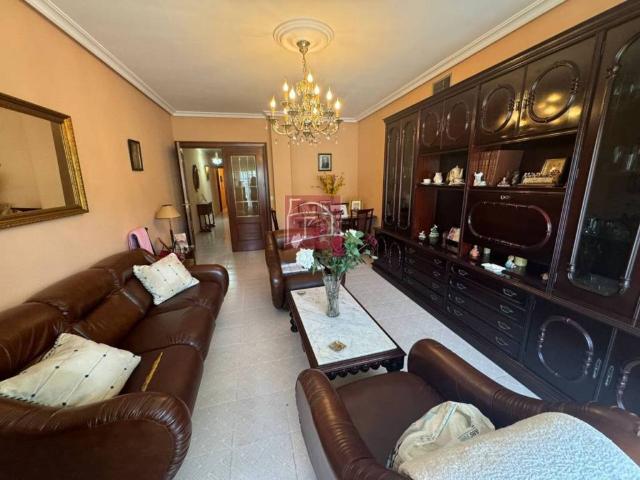 Piso en venta en Villanueva De La Serena, Extremadura