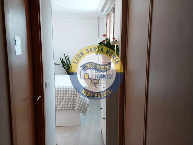 Piso en venta en Navatejera, Villaquilambre