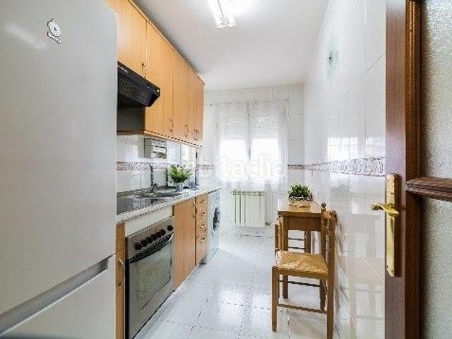 Piso en venta en Navatejera, Villaquilambre