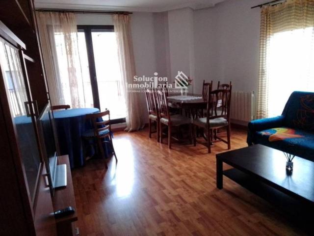 Piso en venta en Villares De La Reina, Castilla y León