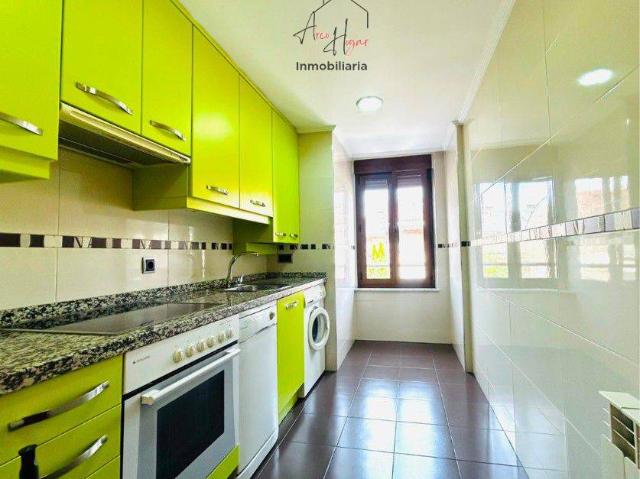 Piso en venta en Villares De La Reina, Castilla y León