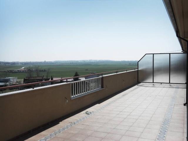 Piso en venta en Villares De La Reina, Polígono Industrial Los Villares