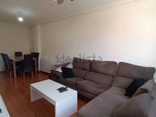 Piso en venta en Villares De La Reina, Castilla y León