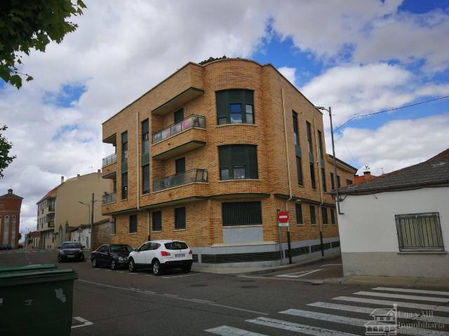 Piso en venta en Villares De La Reina, Castilla y León
