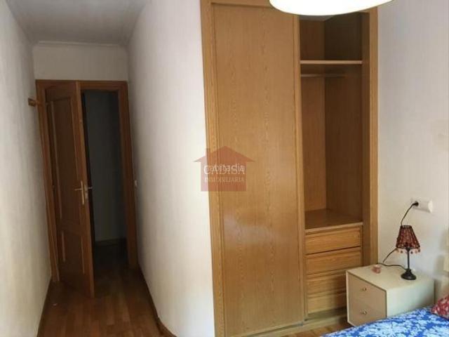 Piso en venta en Polígono Industrial Los Villares, Villares De La Reina