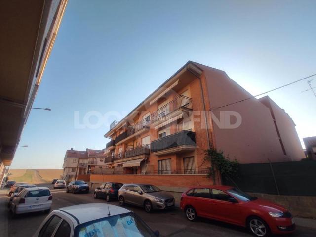 Piso en venta en Villares De La Reina