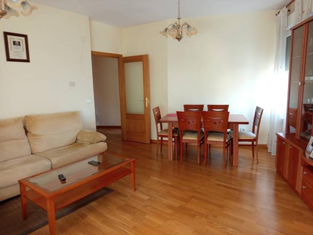 Piso en venta en Villatobas, Toledo