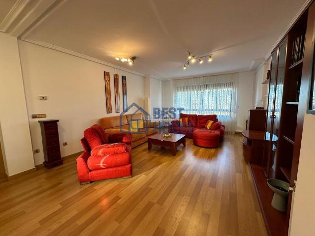 Piso en venta en Villaturiel, Castilla y León
