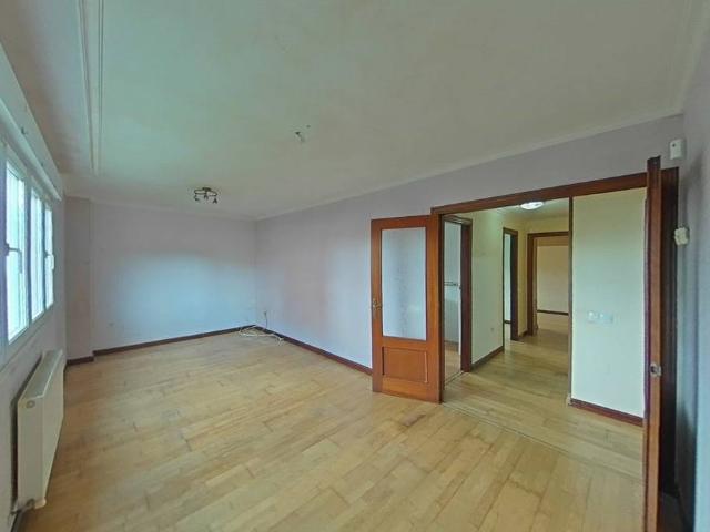 Piso en venta en Villaviciosa, Asturias