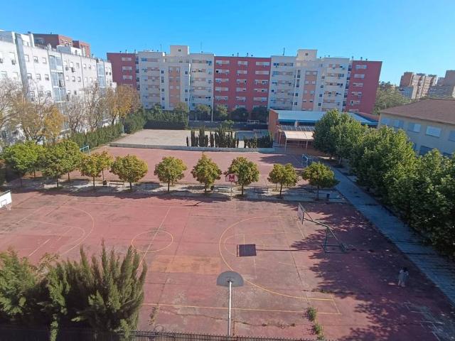 Piso en venta en Sevilla, El Arenal