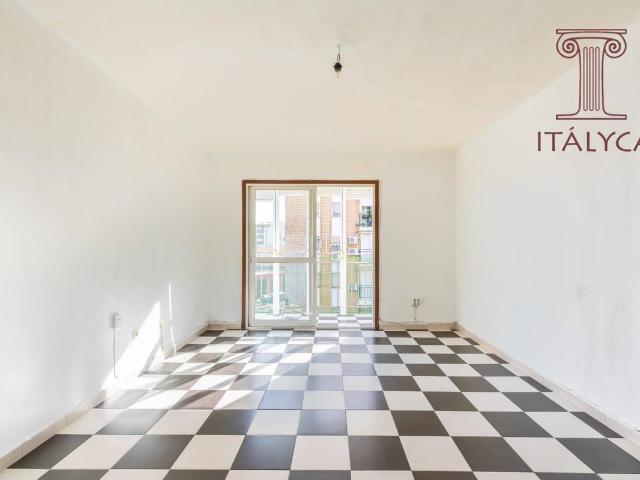 Piso en venta en Sevilla, El Arenal