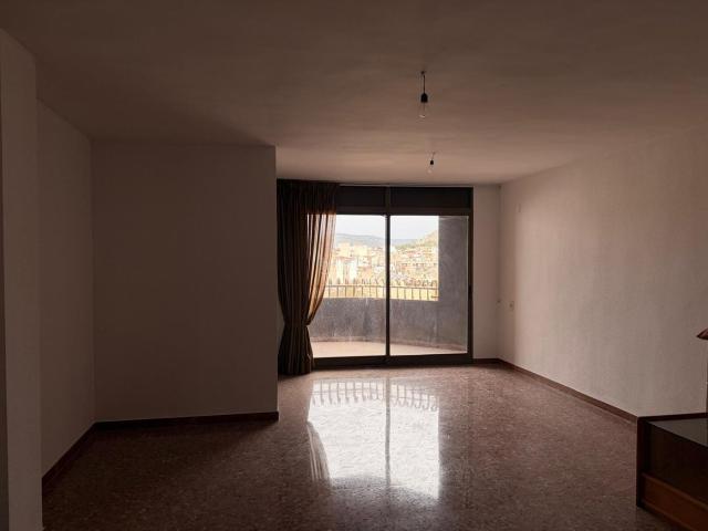 Piso en venta en l'Alt Vinalopó / El Alto Vinalopó, Valencia