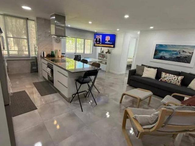 Piso en venta en Casco Antiguo - Santa Cruz - Ayuntamiento, l'Alacantí