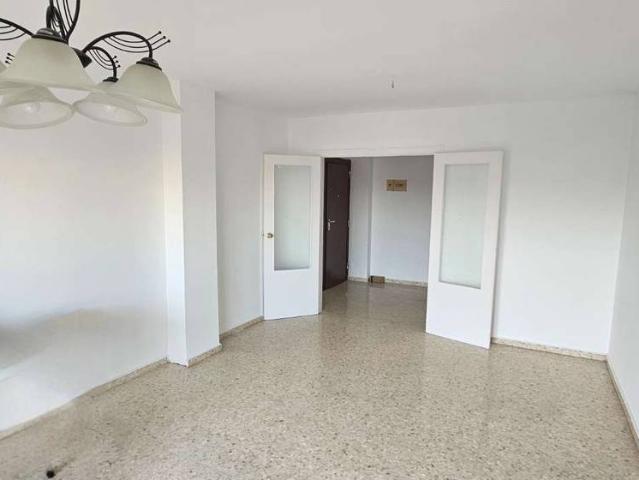 Piso en venta en Capuchinos, La Axarquía