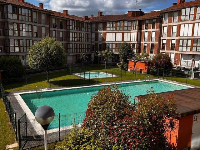 Piso en venta en Bádames, Voto