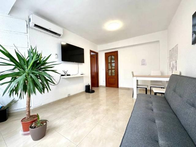 Piso en venta en Barri de la Llum, Xirivella