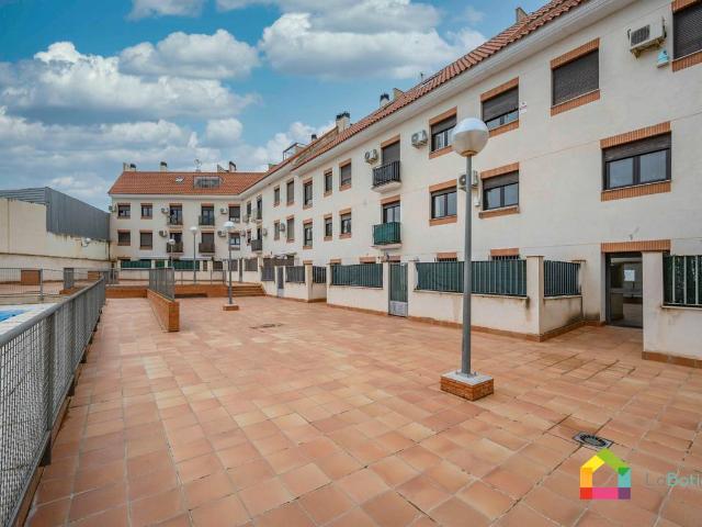 Piso en venta en Yepes, Toledo