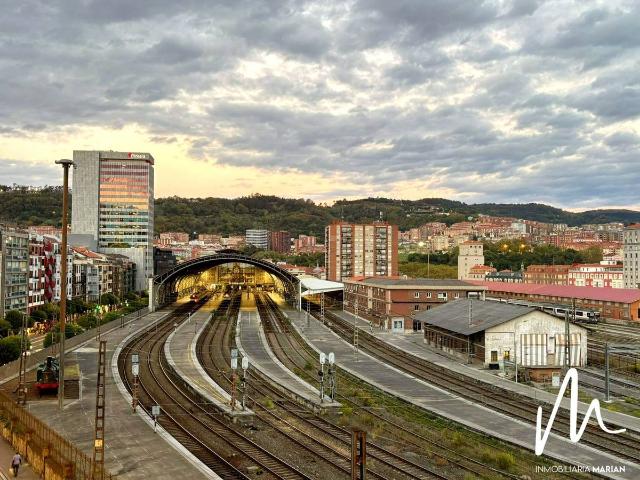 Piso en venta en Ibaiondo, Bilbao
