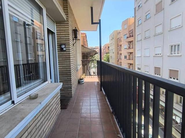 Piso en venta en Universidad, Zaragoza