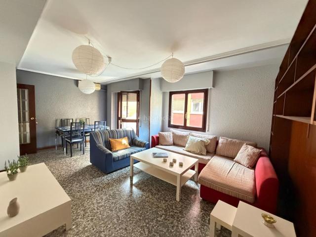 Piso en venta en Casco Histórico, Zaragoza