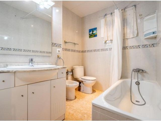 Piso en venta en Ample, Baix Camp