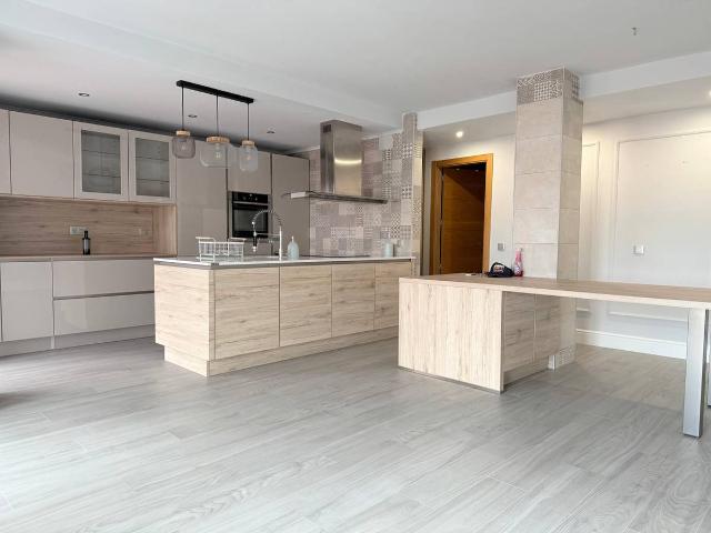 Piso en venta en Arroyomolinos, Madrid