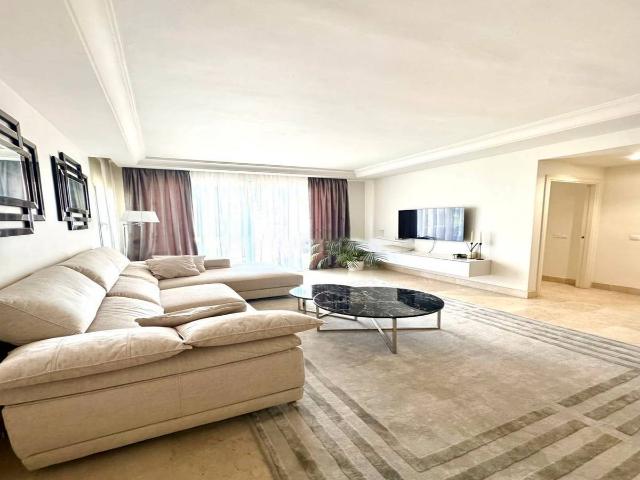 Piso en venta en La Manga Del Mar Menor, Los Nietos Viejos