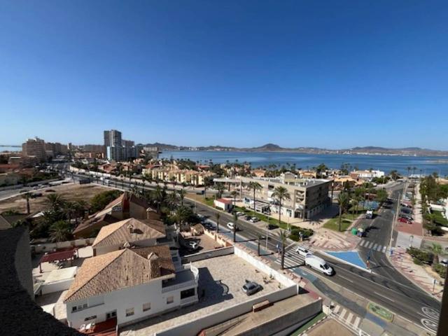 Piso en venta en La Manga Del Mar Menor, Los Nietos Viejos