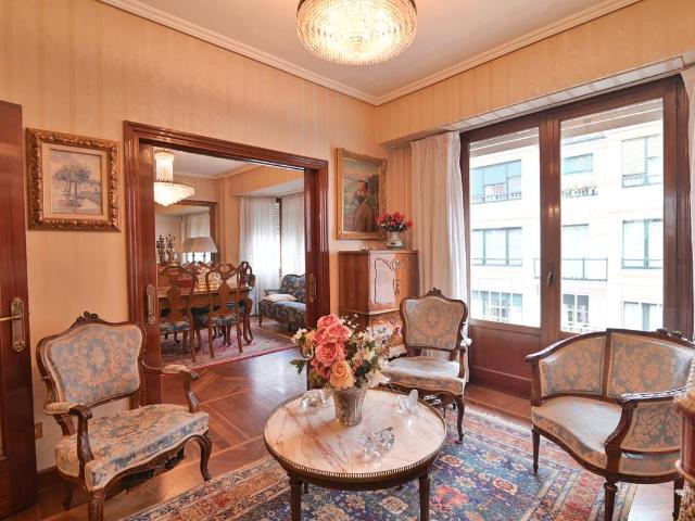 Piso en venta en Ibaiondo, Bilbao