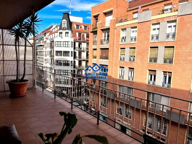 Piso en venta en Bilbao, Casco Viejo