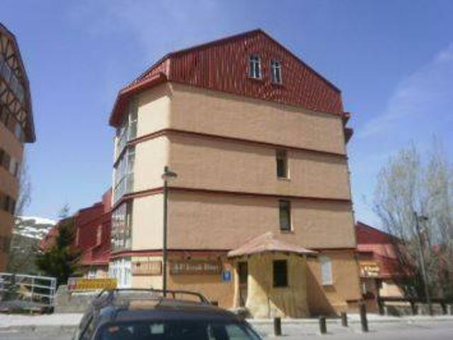 Piso en venta en Pradollano, Monachil