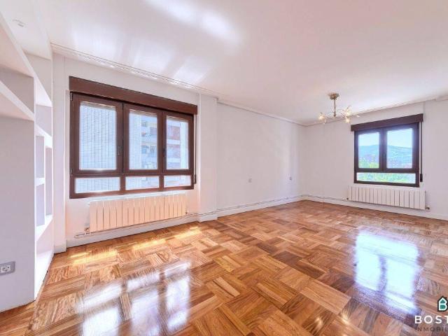 Piso en venta en Bilbao, Casco Viejo
