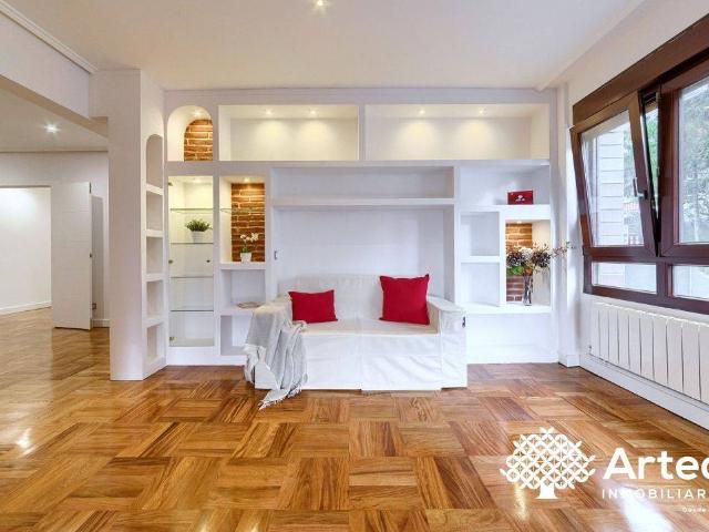Piso en venta en Casco Viejo, Bilbao