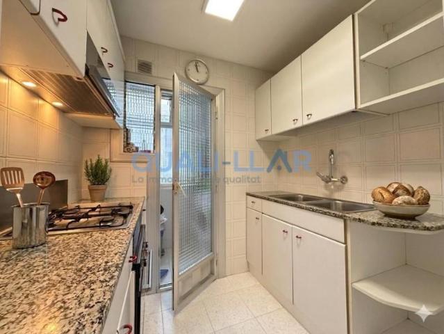 Piso en venta en Districte V, Baix Llobregat