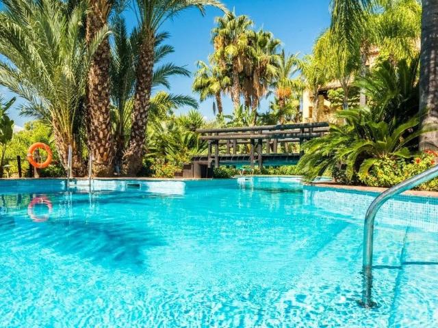Piso en venta en Nueva Atalaya, Costa del Sol Occidental