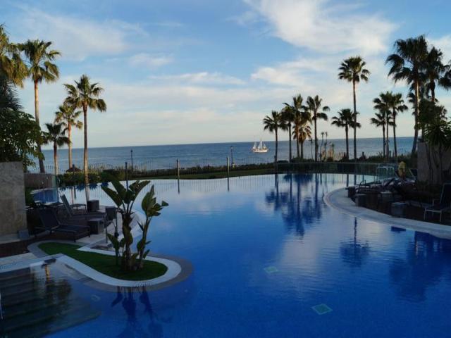 Piso en venta en Estepona, Garden Beach