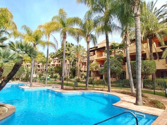 Piso en venta en Barriada Islas Canarias, Costa del Sol Occidental