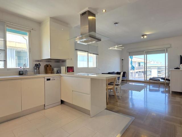 Piso en venta en Grau i Platja, la Safor
