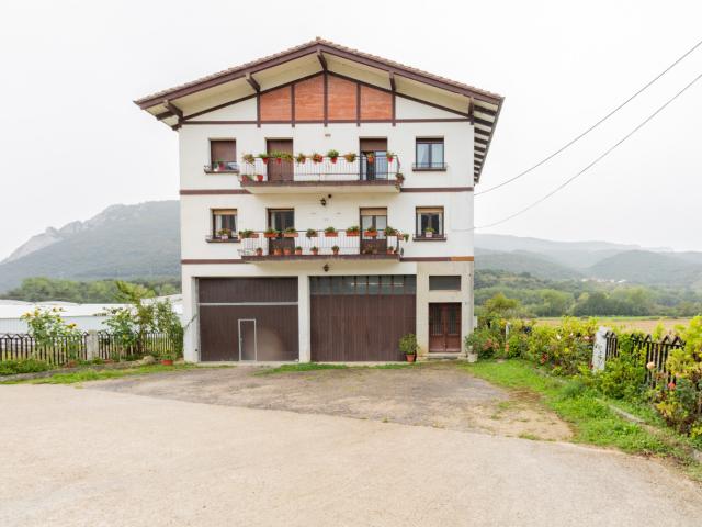 Piso en venta en Sakana, Navarra