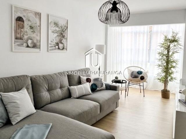 Piso en venta en Laredo