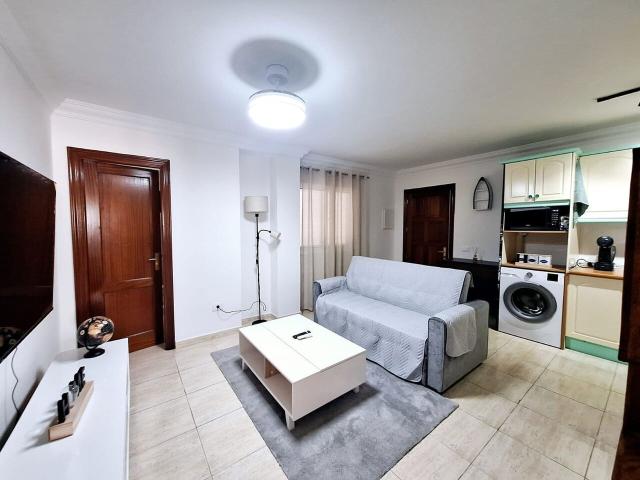 Piso en venta en Santa Catalina-Canteras, Gran Canaria