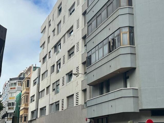 Piso en venta en Santa Catalina-Canteras, Gran Canaria