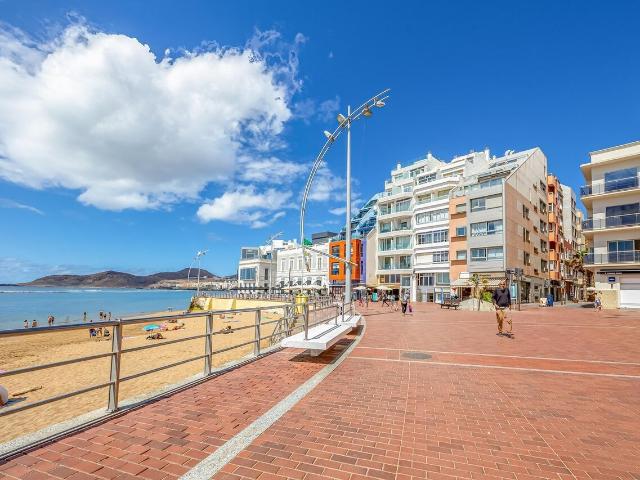 Piso en venta en Santa Catalina-Canteras, Gran Canaria