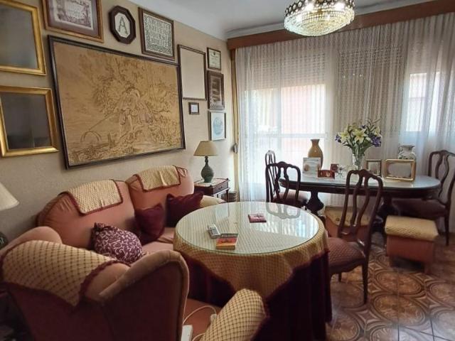 Piso en venta en Las Protegidas, Jaén