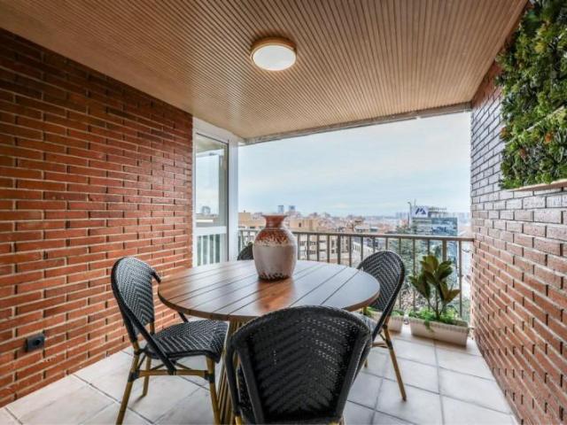 Piso en venta en Tetuán, Madrid