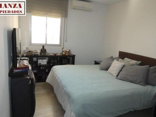 Piso en venta en Cruz de Humilladero, Málaga-Costa del Sol