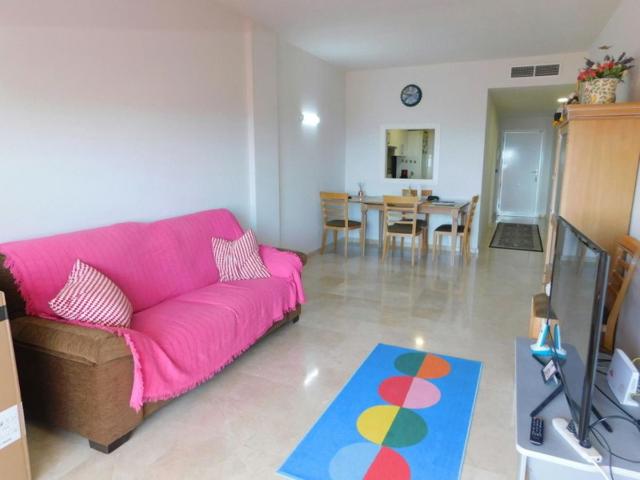Piso en venta en Castillo de la Duquesa, Costa del Sol Occidental
