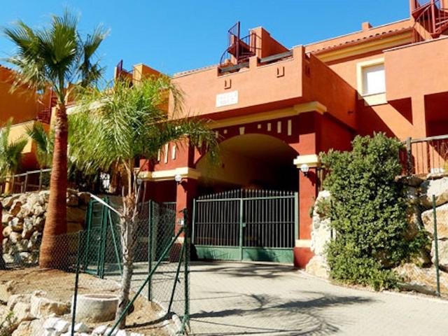 Piso en venta en Artola, Costa del Sol Occidental