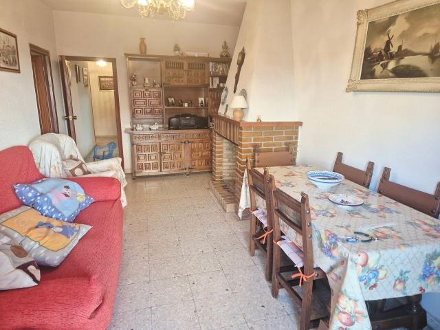 Piso en venta en Navaluenga, Ávila